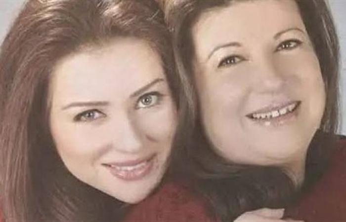 ما
      هي
      ديانة
      والدة
      الفنانة
      مي
      عز
      الدين؟