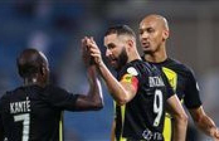 استغلال
      تعثر
      الهلال..
      تشكيل
      الاتحاد
      الرسمي
      ضد
      الفتح
      في
      دوري
      روشن
      السعودي