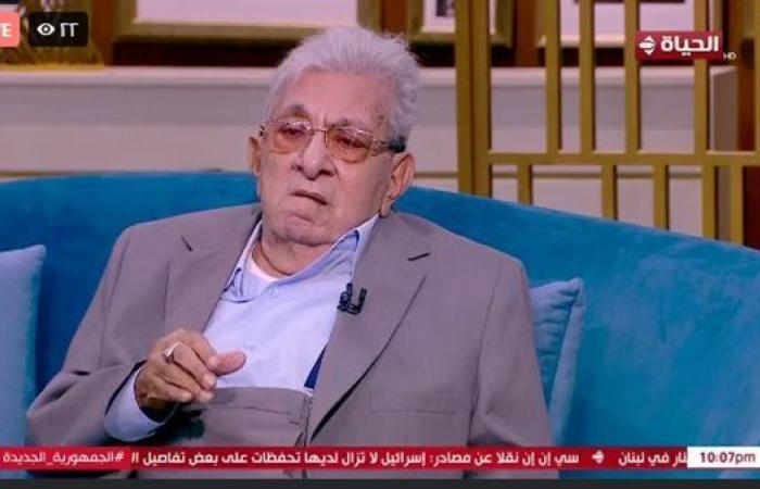 فاروق
      فلوكس:
      فؤاد
      المهندس
      كان
      بمثابة
      أبي
      الروحي