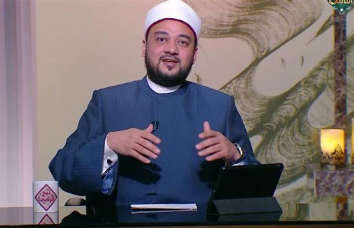 أحمد
      نبوي:
      الحياء
      هو
      مفتاح
      حب
      الناس
      وشعبة
      من
      الإيمان