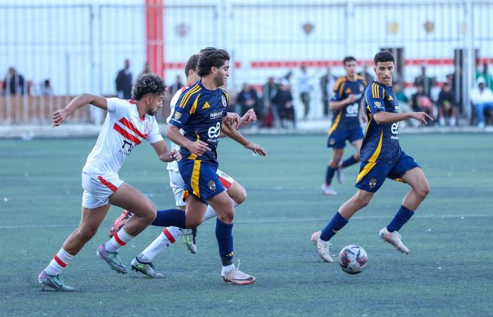 شباب
      الأهلي
      يهزم
      الزمالك
      في
      عقر
      داره
      بدوري
      الجمهورية