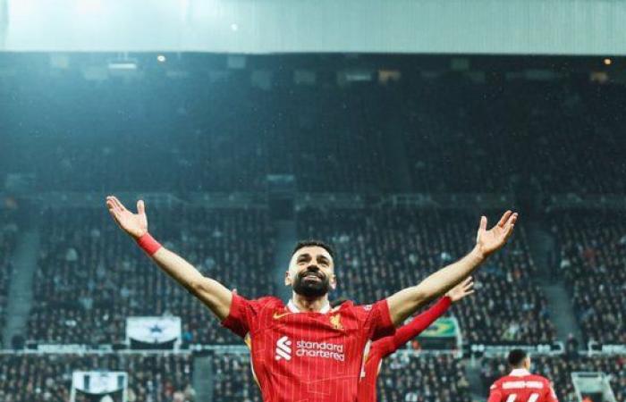 محمد
      صلاح
      يسجل
      هدفين
      ويصنع
      هدف
      في
      تعادل
      ليفربول
      أمام
      نيوكاسل
      يونايتد
      (3/3)
      في
      الدوري
      الإنجليزي
      الممتاز