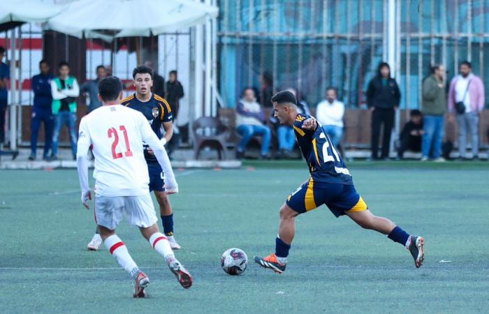 شباب
      الأهلي
      يهزم
      الزمالك
      في
      عقر
      داره
      بدوري
      الجمهورية