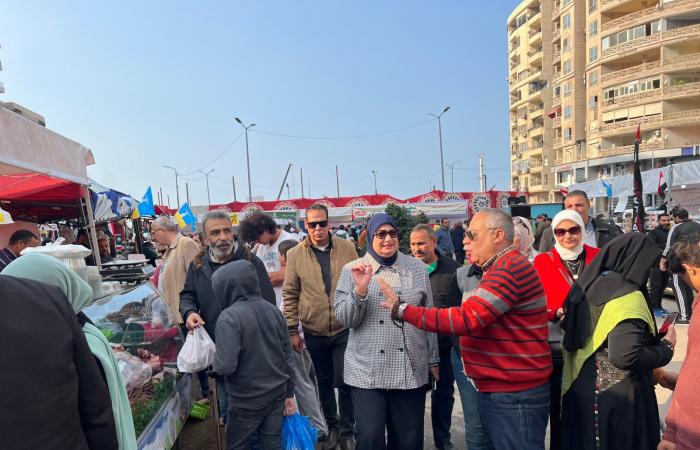 سوق
      اليوم
      الواحد
      يستقبل
      مواطني
      الإسكندرية
      بميدان
      محمد
      نجيب
      بسيدى
      بشر