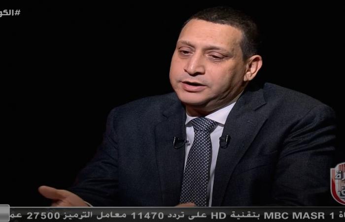 محمد
      أبو
      الوفا:
      هاني
      أبو
      ريدة
      هو
      كبير
      الكرة
      المصرية
      وبابا
      الشغلانة
      بدون
      نقاش
      والفارق
      ويبتعد
      بفارق
      100
      سنة
      ضوئية
      عن
      أقرب
      منافسيه