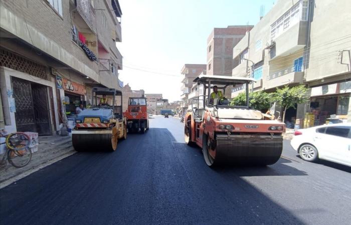 محافظ
      البحيرة
      تتفقد
      أعمال
      رصف
      طريق
      دمنهور-
      شبراخيت
      ..
      صور