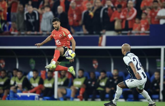 ضرب
      موعدًا
      مع
      ريال
      مدريد
      في
      نهائي
      إنتركونتيننتال..
      باتشوكا
      بطلًا
      لكأس
      التحدي
      بالفوز
      على
      الأهلي