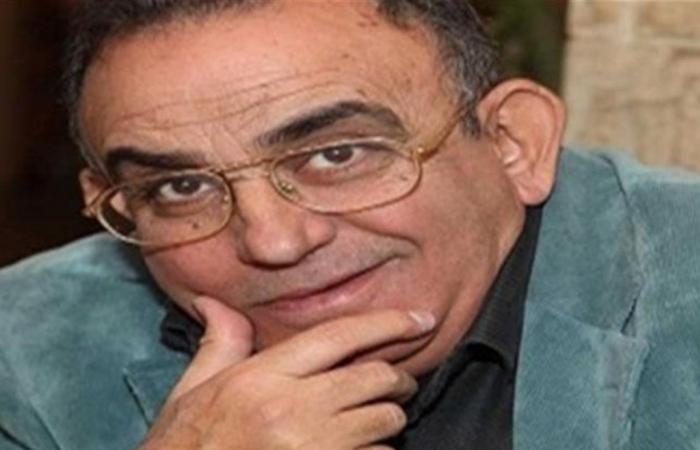 كيف
      أنقذ
      صلاح
      عيسي
      فيلم
      "اللمبي"
      من
      منع
      عرضه
      خارج
      مصر؟..
      عاطف
      بشاي
      يكشف