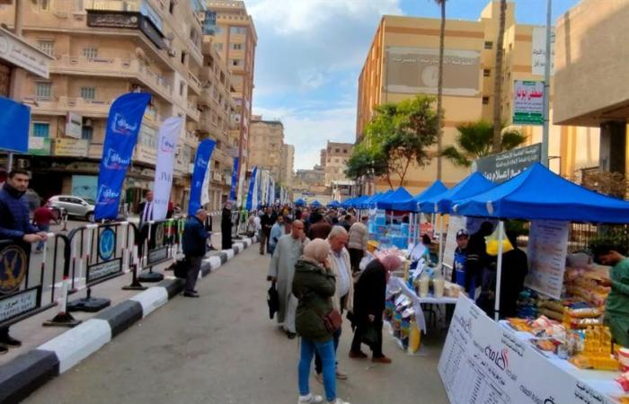 للأسبوع
      الثاني
      على
      التوالي..
      استمرار
      فعاليات
      "اليوم
      الواحد"
      بالبحيرة