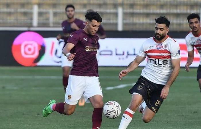 إسلام
      عيسى
      يُسجل
      هدف
      التقدم
      لسيراميكا
      كليوباترا
      في
      شباك
      الزمالك