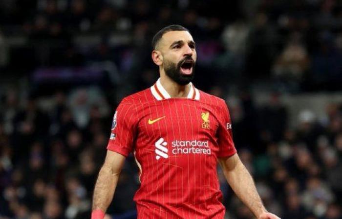 محمد
      صلاح
      يسجل
      ويصنع
      في
      فوز
      ليفربول
      على
      توتنهام
      هوتسبير
      (3/6)
      في
      الدوري
      الإنجليزي
      الممتاز