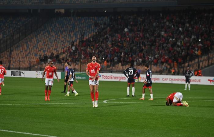 وسام
      أبو
      علي
      يقود
      ريمونتادا
      الأهلي
      للفوز
      على
      شباب
      بلوزداد
      6-1
      في
      دوري
      أبطال
      إفريقيا|فيديو