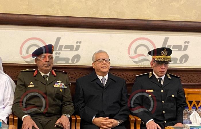 رئيس
      مجلس
      النواب
      يقدم
      واجب
      العزاء
      في
      وفاة
      والدة
      المستشار
      أحمد
      مناع..
      فيديو
      وصور