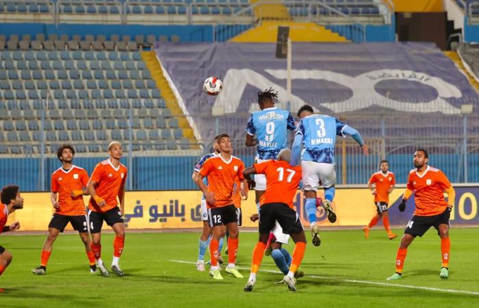 بيراميدز
      يكتسح
      فاركو
      بثلاثية
      ويتقاسم
      صدارة
      الدوري
      مع
      الزمالك
      والمصري
      ..
      صور