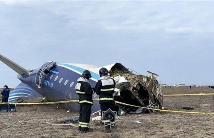 عاجل|
      انفجار
      بمقصورة
      الركاب..
      مفاجأة
      مجديدة
      في
      تحطم
      الطائرة
      الأذربيجانية