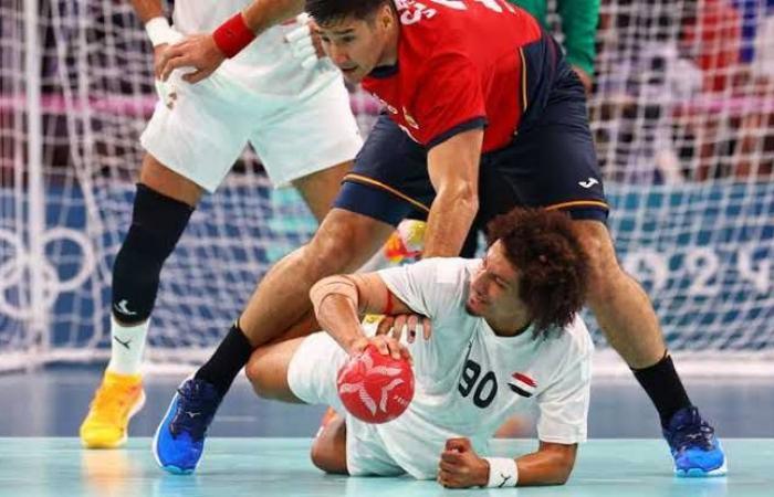 اليوم|
      جلسه
      تصوير
      لمنتخب
      اليد..
      واجتماع
      تحفيزي
      مع
      رئيس
      الاتحاد
      استعدادا
      للمونديال