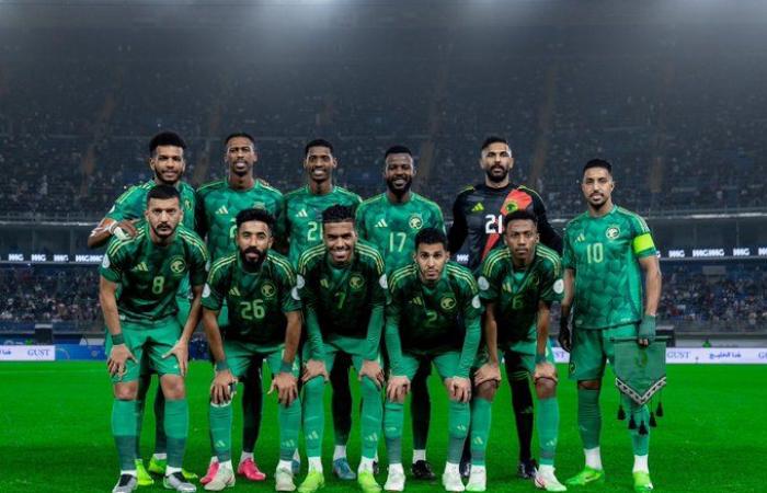 منتخب
      السعودية
      ينتصر
      على
      العراق
      (1/3)
      في
      ويتأهل
      لنصف
      نهائي
      كأس
      الخليج
      العربي