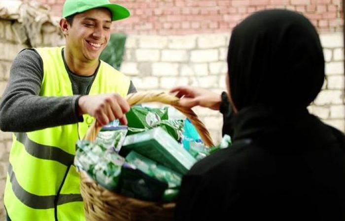 توفير
      سلال
      "إطعام
      الدفا"
      للأسر
      الأولى
      بالرعاية
      فى
      البحيرة