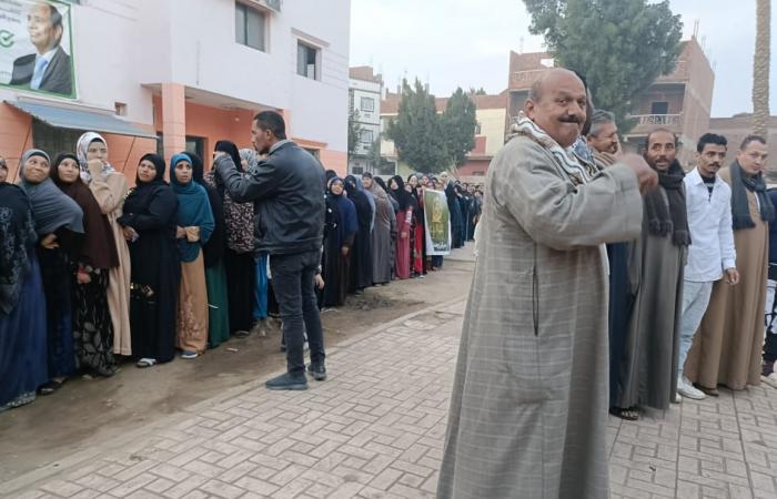 توافد
      كبير
      من
      المواطنين
      على
      مكاتب
      الشهر
      العقاري
      بالعياط
      لتحرير
      توكيلات
      حزب
      الجبهة
      الوطنية