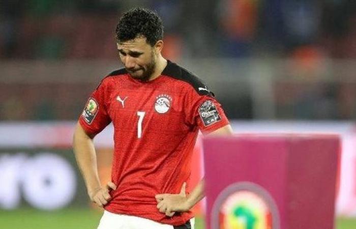 اتحاد
      الكرة
      ينعى
      والدة
      محمود
      تريزيجيه
      نجم
      منتخب
      مصر