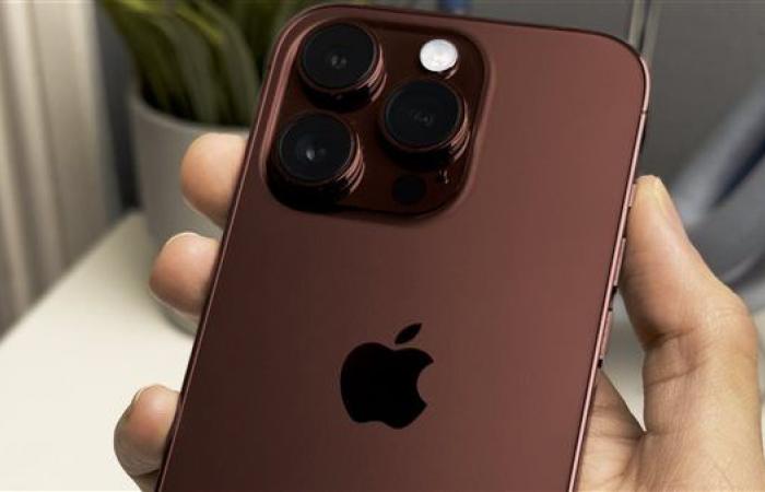 سعر
      ومواصفات
      هاتف
      iPhone
      17
      Pro