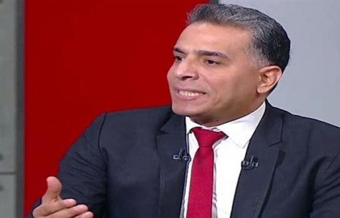 كاتب
      صحفي:
      الدولة
      عازمة
      على
      الاستمرار
      بالاستثمار
      في
      المواطن
      المصري 