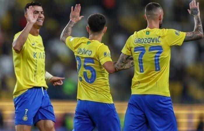 مشاهدة
      مباراة
      النصر
      والأخدود
      بث
      مباشر
      الآن
      لحظة
      بلحظة
      (0-0)