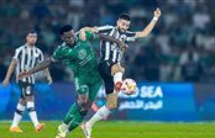 لقاء
      فاتح
      تريم
      الأول..
      التشكيل
      الرسمي
      لمباراة
      الأهلي
      والشباب
      في
      دوري
      روشن
      السعودي