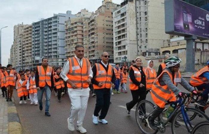 حزب
      الاتحاد
      يطلق
      ماراثون
      "قطار
      التوعية"
      بالإسكندرية
      بمشاركة
      واسعة
      من
      الشباب