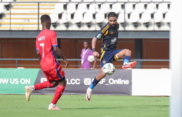 مكاسب
      بالجملة
      حققها
      الأهلي
      بعد
      الفوز
      على
      استاد
      أبيدجان
      في
      دوري
      الأبطال