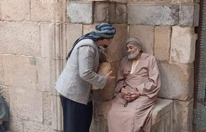 يعاني
      من
      قصور
      في
      القلب
      وانسداد
      في
      الشريان
      التاجي..
      خروج
      الفنان
      صالح
      العويل
      من
      العناية
      المركزة