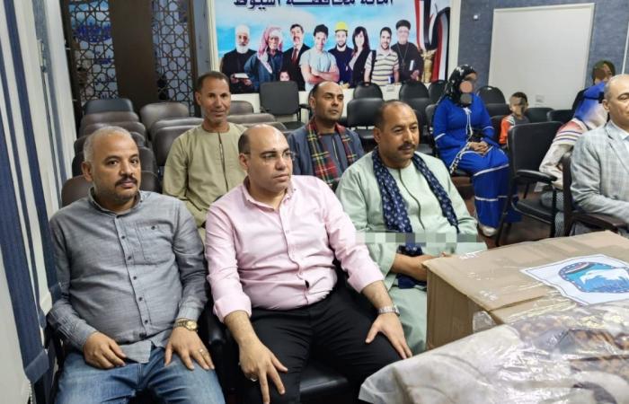 مستقبل
      وطن
      أسيوط
      يطلق
      مبادرة
      «جبر
      الخواطر»
      لتخفيف
      العبء
      عن
      المواطنين