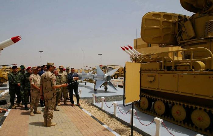 القوات
      المسلحة
      تنظم
      زيارة
      للملحقين
      العسكريين
      إلى
      عدد
      من
      المنشآت..
      صور
