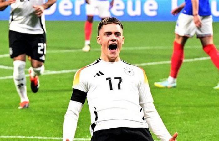 ليفربول
      يحطم
      الأرقام
      بضم
      فلوريان
      فيرتز..
      تعرف
      على
      أغلى
      الصفقات
      في
      تاريخ
      البريميرليج