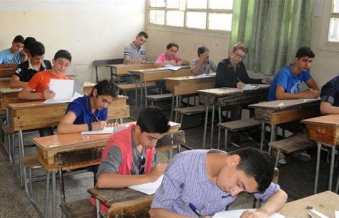 رابط
      نتيجة
      الصف
      الثالث
      الإعدادي
      القاهرة
      2025
      برقم
      الجلوس
      عبر
      بوابة
      التعليم
      الأساسي