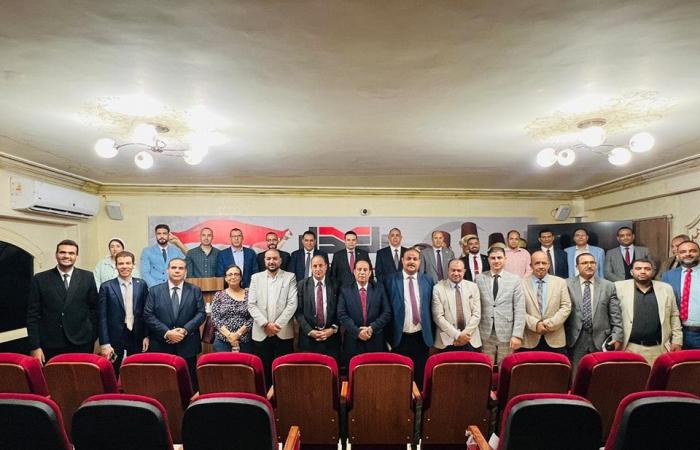 حزب
      العدل
      يدعم
      نقابة
      المحامين
      في
      مطالبها
      المشروعة
      بشأن
      أزمة
      الرسوم
      القضائية