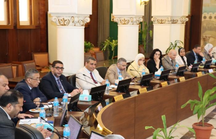 جامعة
      الإسكندرية
      تعلن
      الخطة
      الزمنية
      للعام
      الجامعي
      2025
      /2026