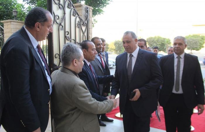 حزب
      العدل
      يدعم
      نقابة
      المحامين
      في
      مطالبها
      المشروعة
      بشأن
      أزمة
      الرسوم
      القضائية
