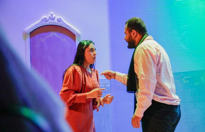 «الغرفة»
      و«هذه
      ليلتي»
      في
      ختام
      عروض
      التجارب
      النوعية
      المسرحية
      بالغربية..
      صور