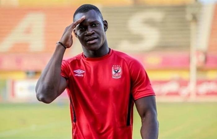 عادل
      عبد
      الرحمن:
      الأهلي
      بحاجة
      لتدعيم
      الدفاع..
      وديانج
      وبن
      رمضان
      الأنسب
      أمام
      بالميراس