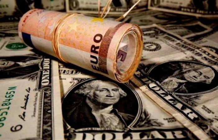 تحديث
      لحظي
      لسعر
      اليورو
      مقابل
      الجنيه
      المصري