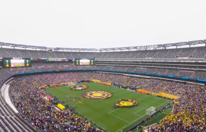 كأس
      العالم
      للأندية..
      التعادل
      السلبي
      يحسم
      الشوط
      الأول
      بين
      فلومينينسي
      ودورتموند