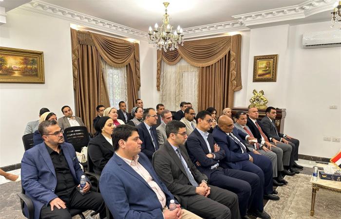 اجتماع
      مشترك
      بين
      المكتب
      السياسي
      والأمانة
      العامة
      لحزب
      الإصلاح
      والنهضة
      لمناقشة
      الاستعدادات
      الانتخابية
      والتحديات
      الإقليمية