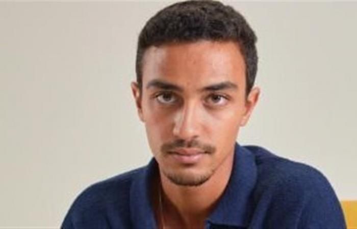 أحمد
      غزي
      يكشف
      تفاصيل
      دوره
      في
      "مملكة
      الحرير":
      شخصية
      غامضة
      تهز
      موازين
      المملكة