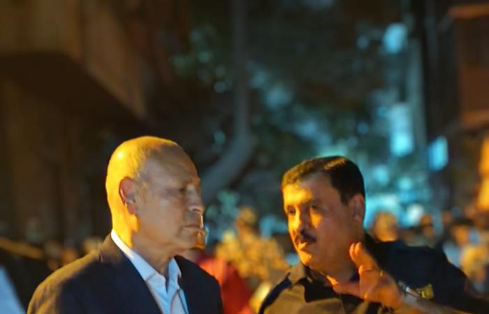 محافظ
      القاهرة
      يتابع
      عمليات
      إنقاذ
      سكان
      عقار
      السيدة
      زينب
      المنهار