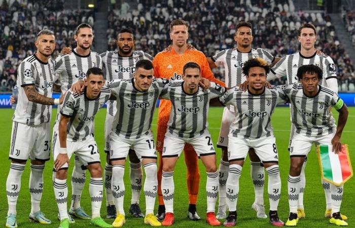 بث
      مباشر
      مشاهدة
      مباراة
      يوفنتوس
      والعين
      في
      كأس
      العالم
      للأندية
      الآن
      (فيديو)