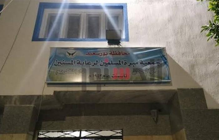 "بيضربوا
      النزلاء"..عامله
      بدار
      مسنين
      بحلوان
      تحرر
      محضرا
      ضد
      مشرفى
      الدار