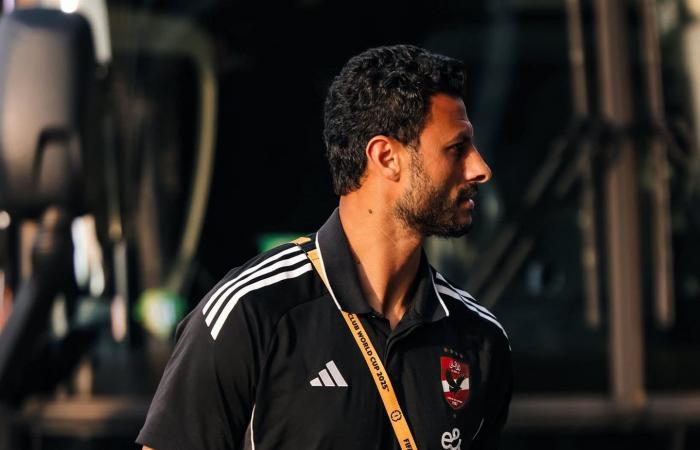 كأس
      العالم
      للأندية..
      الأهلي
      يصل
      ملعب
      "ميتلايف"
      لمواجهة
      بورتو