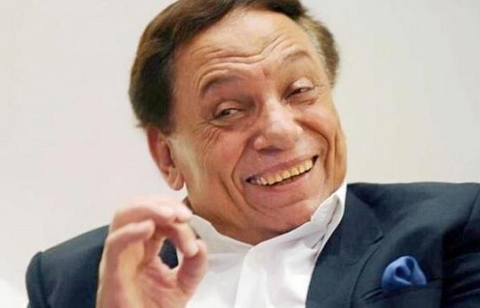 منهم
      عبلة
      كامل
      وعادل
      إمام..
      نجوم
      على
      قيد
      الحياة
      وابتعدوا
      عن
      الساحة
      لأسباب
      غريبة