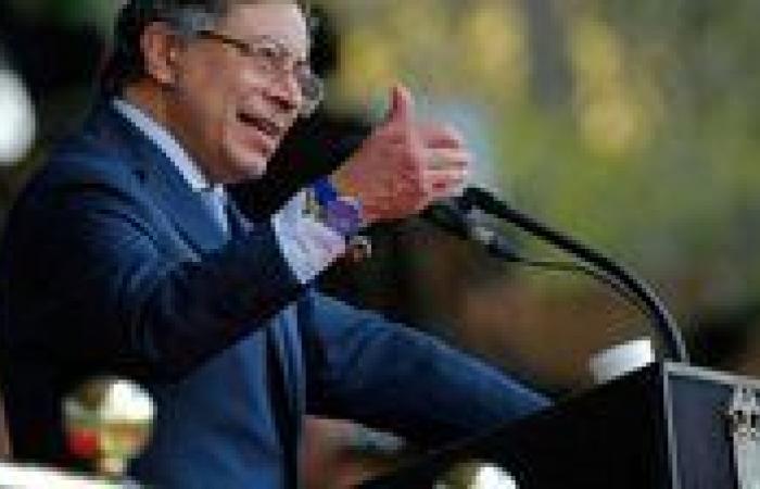 واشنطن
      تفرض
      عقوبات
      على
      رئيس
      كولومبيا
      بتهم
      تتعلق
      بالمخدرات